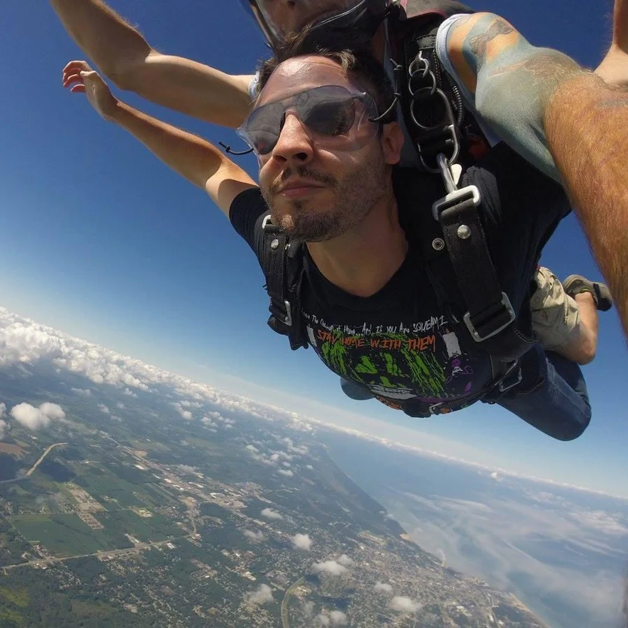 chris taglia skydiving